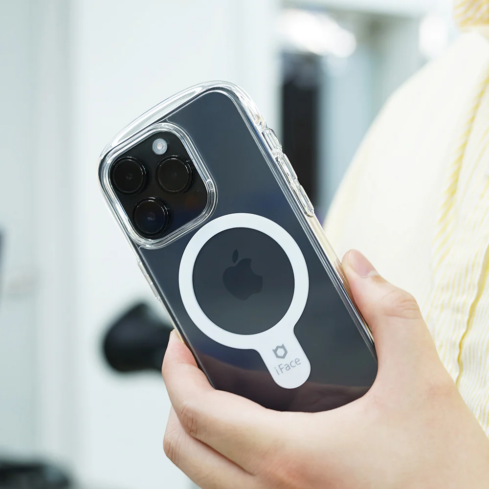 Look in Clear Hybrid MagSynq <b>for iPhone 15</b> - Image 4